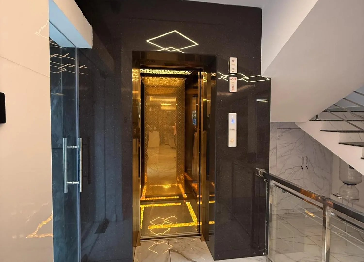 Hotell Pepper Coast Suites Kochi