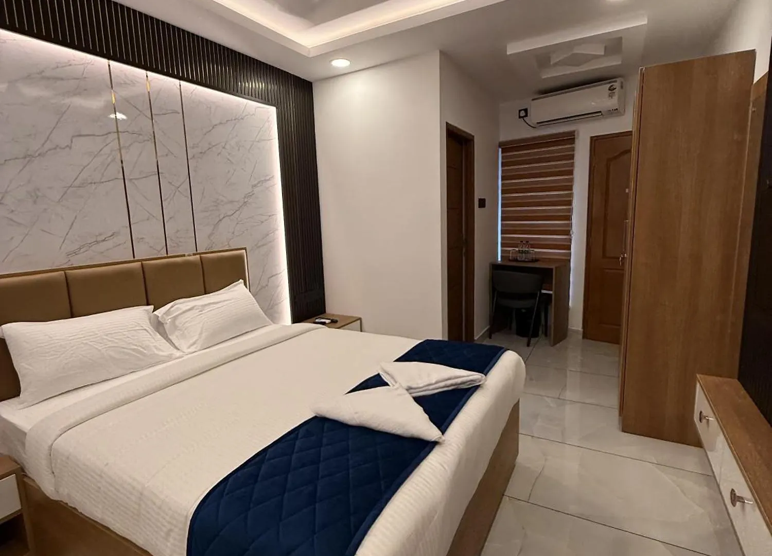 Pepper Coast Suites Kochi Hotell